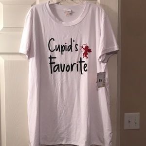 NWT LuLaRoe Liv T-shirt